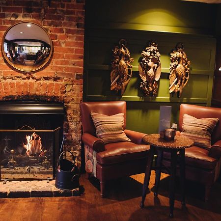 The Drummond At Albury Guildford Dış mekan fotoğraf