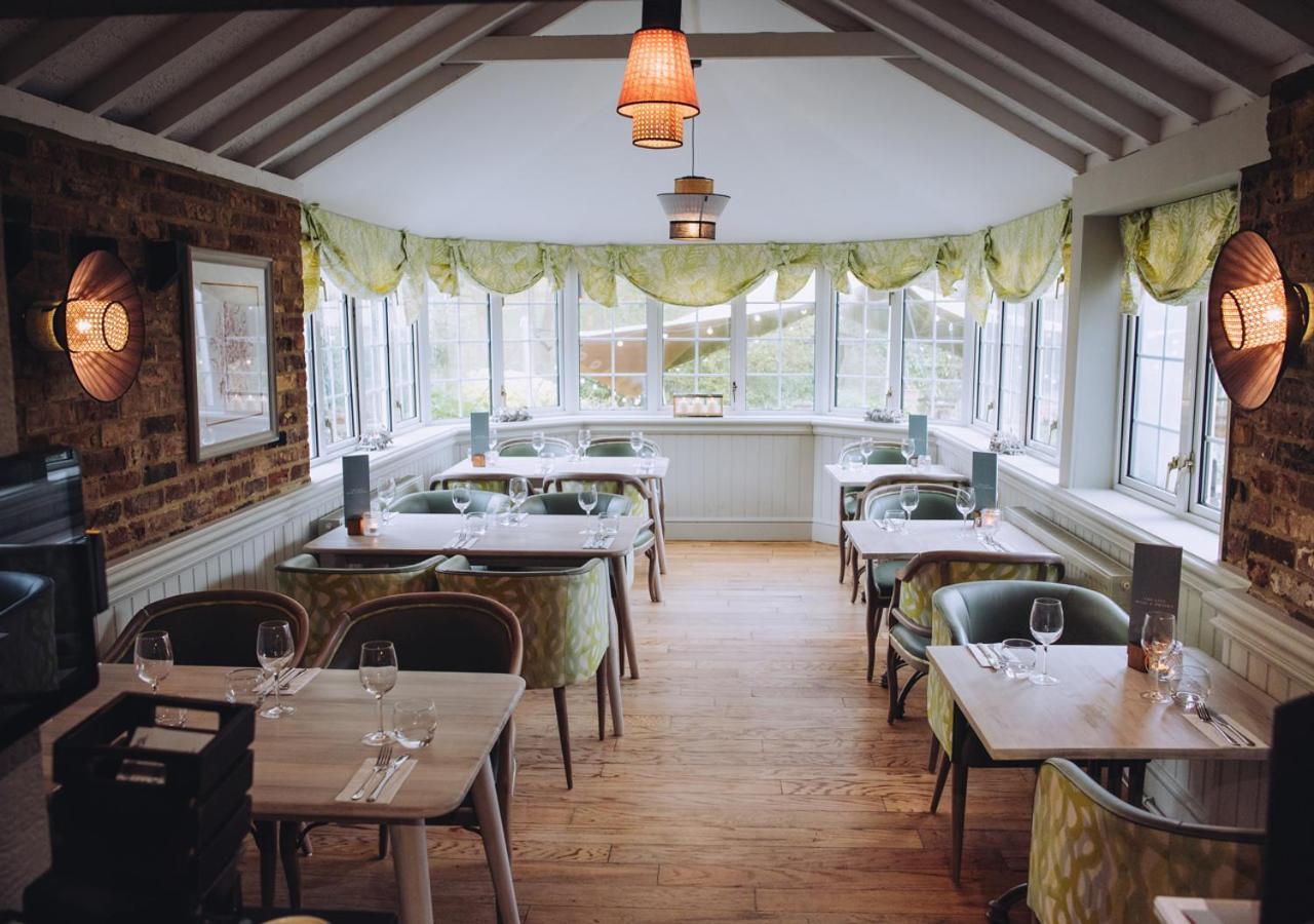The Drummond At Albury Guildford Dış mekan fotoğraf