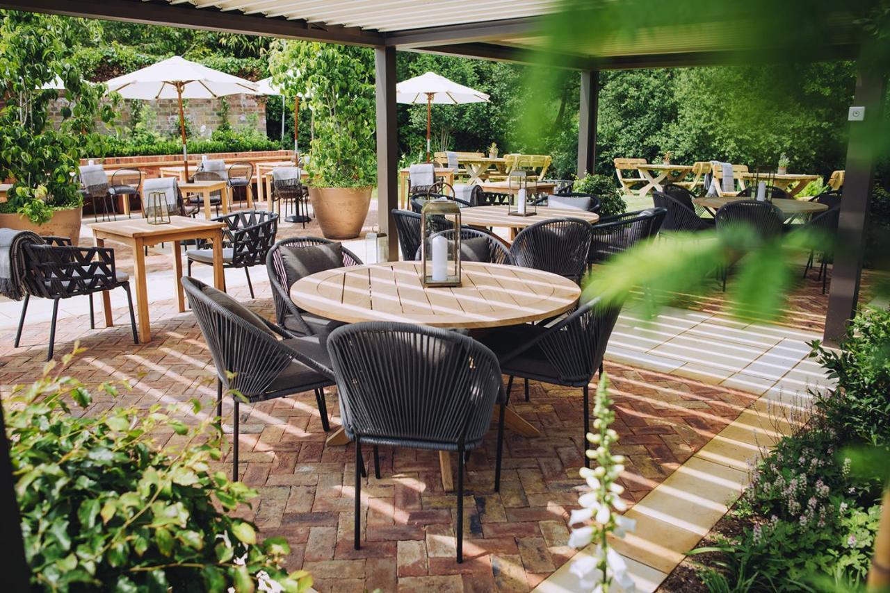 The Drummond At Albury Guildford Dış mekan fotoğraf